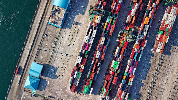 美國(guó)卡車港口提貨